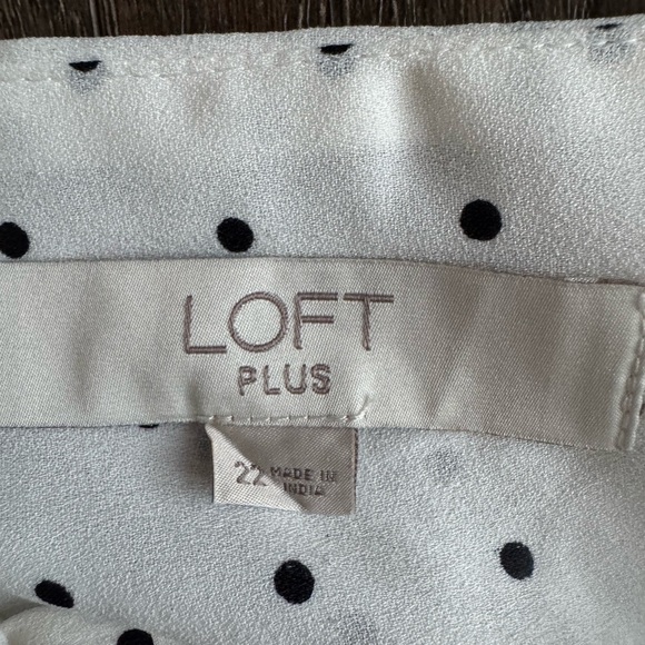 LOFT Blouse with Black Polka Dots, women’s size 22 - Picture 2 of 7